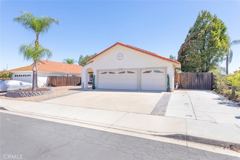 25251 Ridgeplume