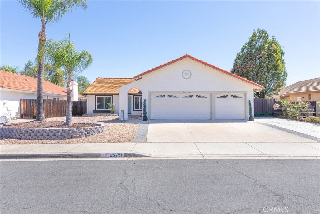 25251 Ridgeplume