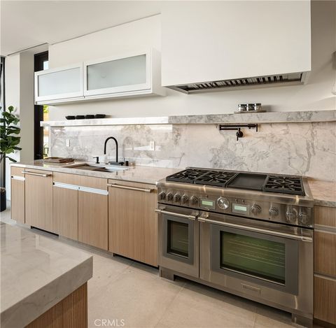 Tiny photo for 840 Gainsborough, Laguna Beach, CA 92651 (MLS # OC26007715)