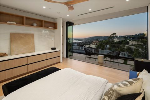 Tiny photo for 840 Gainsborough, Laguna Beach, CA 92651 (MLS # OC26007715)