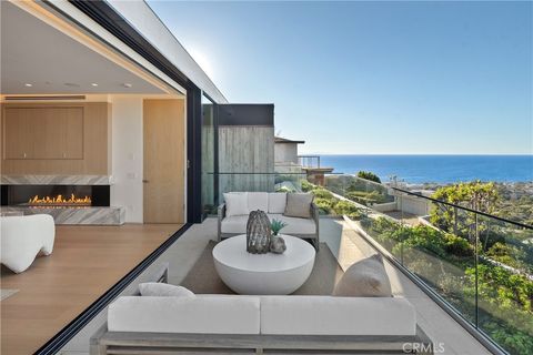 Tiny photo for 840 Gainsborough, Laguna Beach, CA 92651 (MLS # OC26007715)