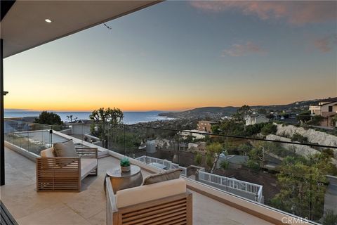 Tiny photo for 840 Gainsborough, Laguna Beach, CA 92651 (MLS # OC26007715)