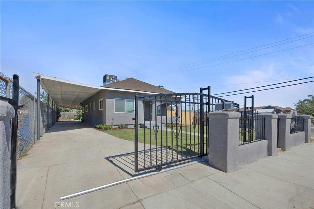 301 Kincad Street