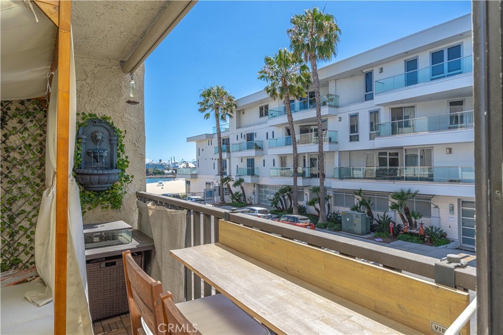 1140 E Ocean Boulevard 134