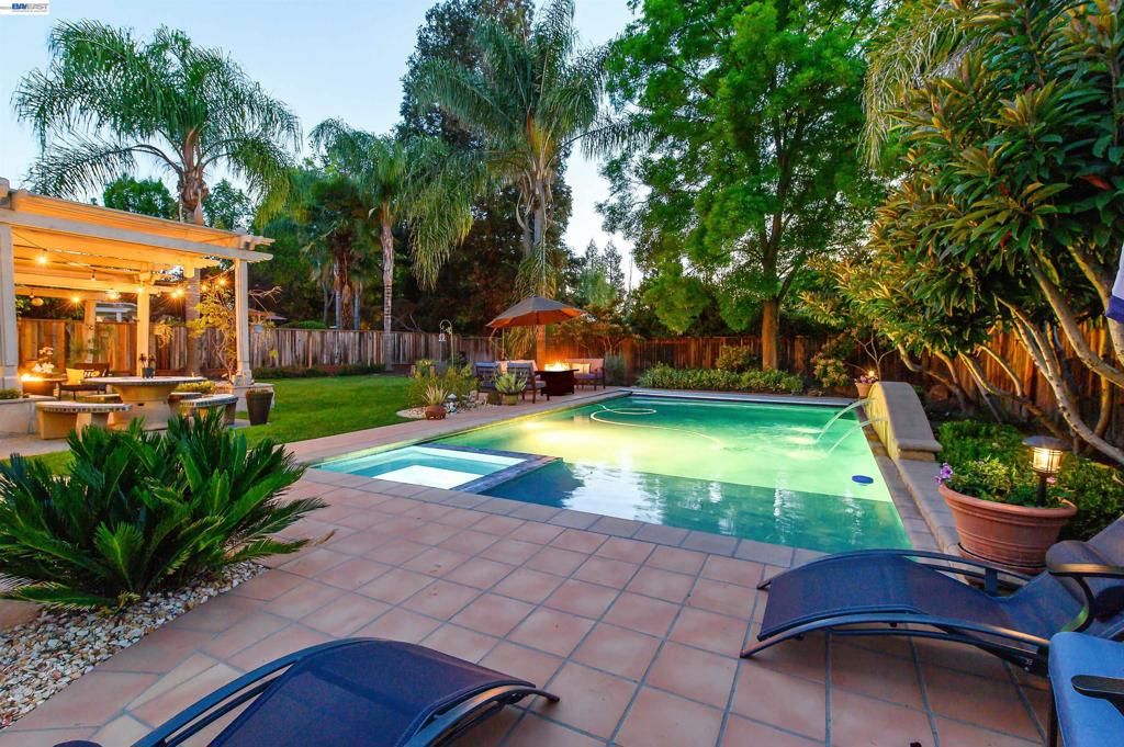 Photo of 5723 Felicia Aveue Ave, Livermore, CA 94550 (MLS # 41128460)