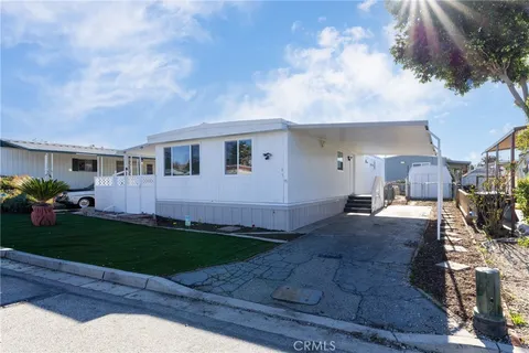 65 Round table Unit 65, Riverside, CA 92507 - MLS#: TR26000928