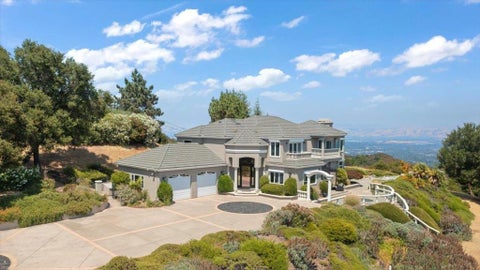 Photo of 19465 Montevina Road, Los Gatos, CA 95033 (MLS # ML82056050)