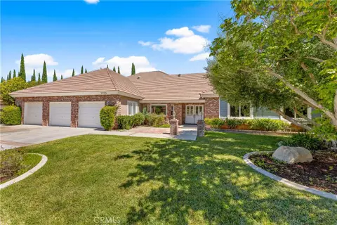 MLS: SR26152340