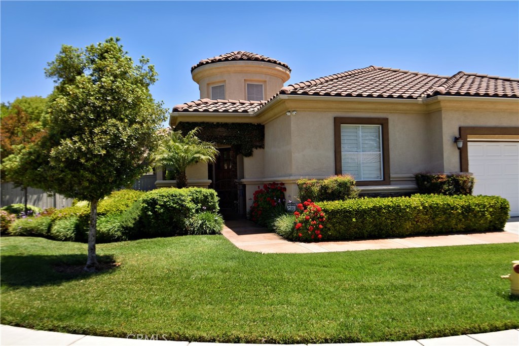 29424 Springside Drive