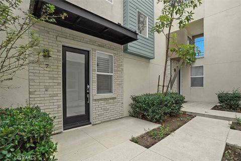 318 Bridgewater 7 Gardena CA 90247