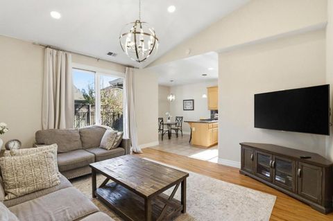 Photo of 580 Calle Buena Vista, Morgan Hill, CA 95037 (MLS # ML82037130)