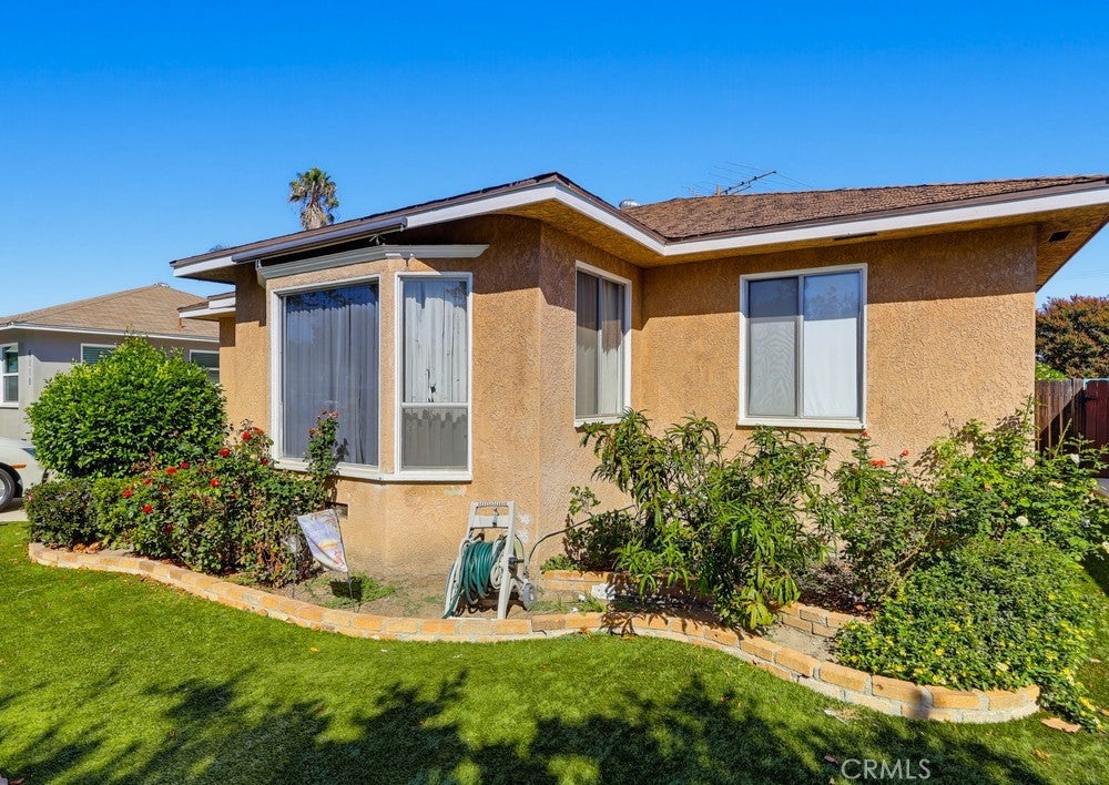 Properties 2 4712 Montair