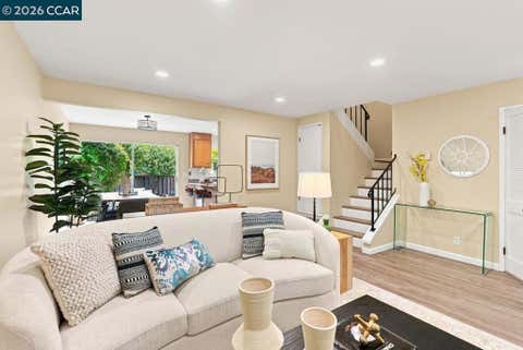 Photo of 176 Miramonte Dr, Moraga, CA 94556 (MLS # 41145195)