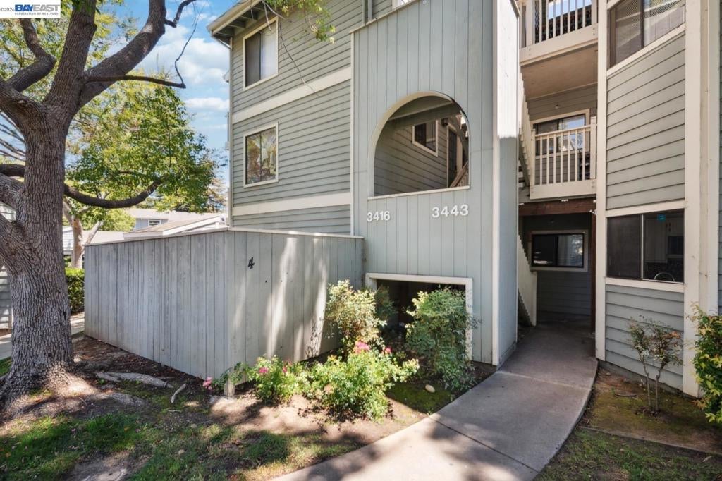 3443 Pepperwood Ter 301