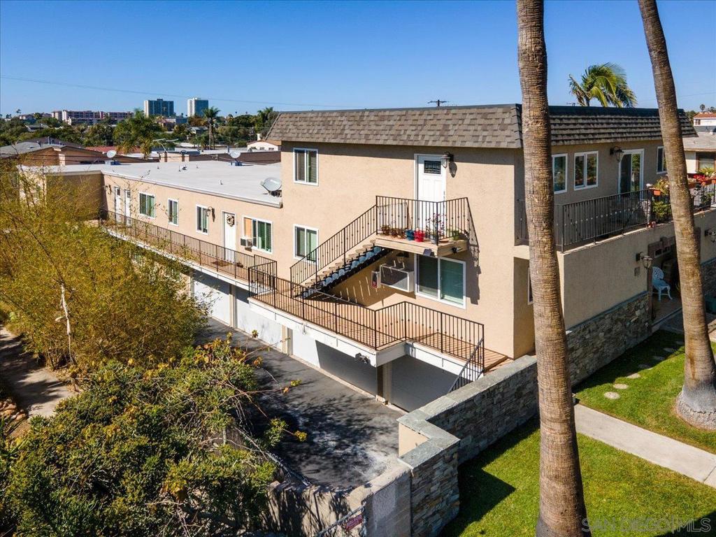 Six renovated units right in the middle of North Park. Walking distance to Morley Field, transportation, restaurants and shopping of North Park. Unit mix features four 2 Bed / 1 Bath units and two 1 Bed / 1 Bath units. Eight (8) Separate parking garage individually rented for additional income. All units have washer / dryers and renovated kitchens, bathrooms, and flooring. DO NOT WALK ON THE PROPERTY OR DISTURB TENANTS. Amenities: None