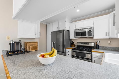 Tiny photo for 14913 Campus Park Drive #B, Moorpark, CA 93021 (MLS # 226000756)