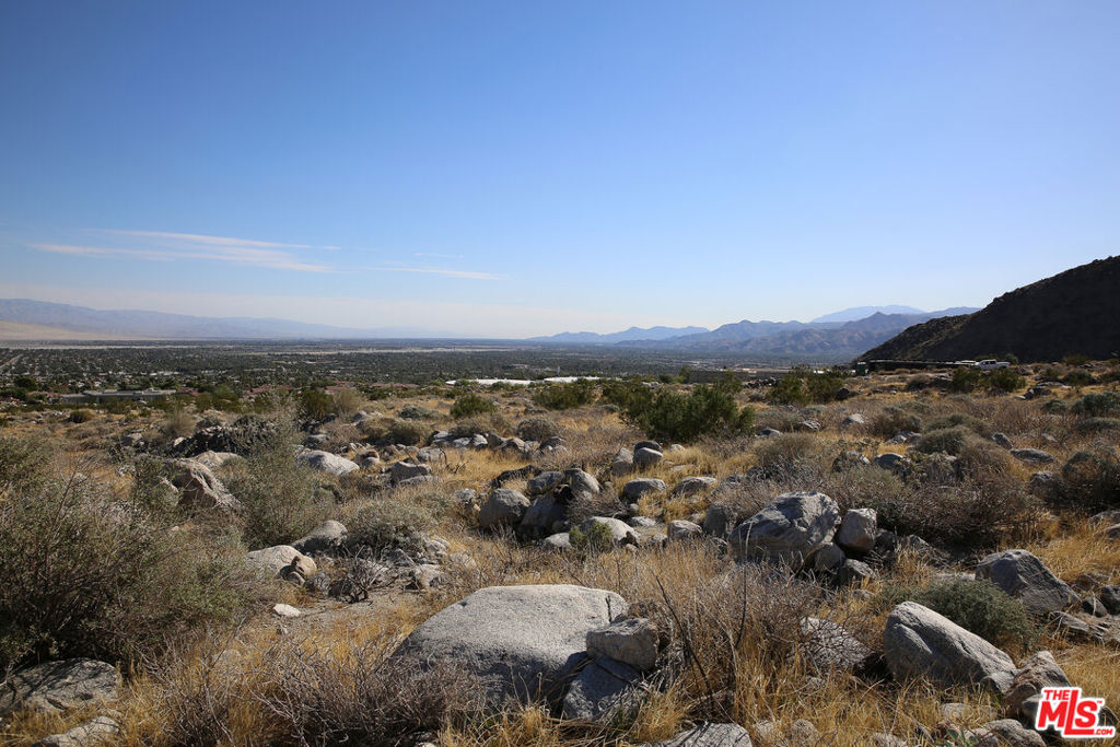 Desert Palisades - Land
