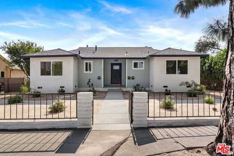 Photo of 15836 Chatsworth Street, Granada Hills, CA 91344 (MLS # 26658741)