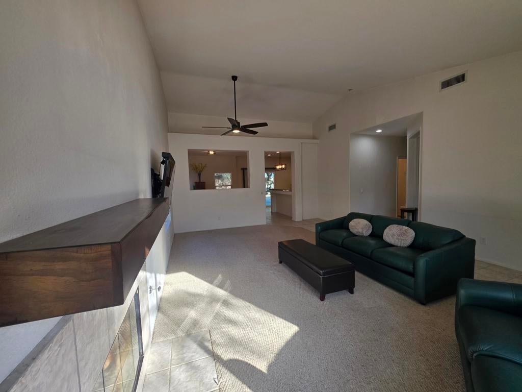 2322 Shannon Way