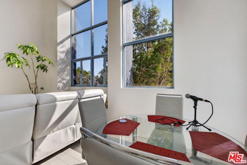 1511 16th Street 201