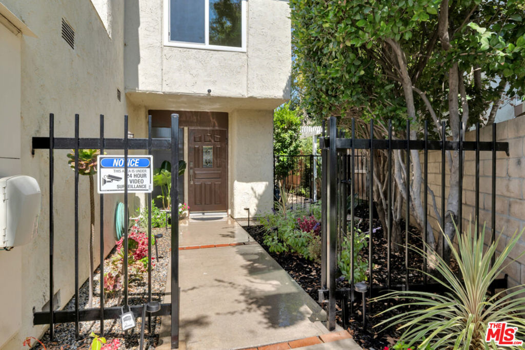 Discover an exceptional investment opportunity with this charming 3-bedroom plus loft, 2.5-bathroom townhome situated in the desirable community of Thousand Oaks. Within Racquet Club Villas, comprising of 264 townhomes, only four boast private pools, and this is one of them. This home seamlessly blends comfort and style, featuring modern amenities such as a contemporary kitchen with NEW stainless steel appliances and a spacious living area complete with a cozy fireplace, perfect for both entertaining and relaxing evenings. Vaulted ceilings and new paint through out. Step outside to a private oasis featuring a stunning remodeled pool and updated equipment and an inviting patio, ideal for relaxation or social gatherings. The expansive backyard is perfect for pets, and the patio offers a tranquil space for enjoying morning coffee or evening sunsets. Added conveniences such as an in-unit NEW Washer/Dryer enhance the ease of living. Conveniently located in Thousand Oaks, known for its scenic beauty and secure neighborhoods, this property is situated near popular destinations, including The Oaks Mall, offering a variety of shopping experiences.