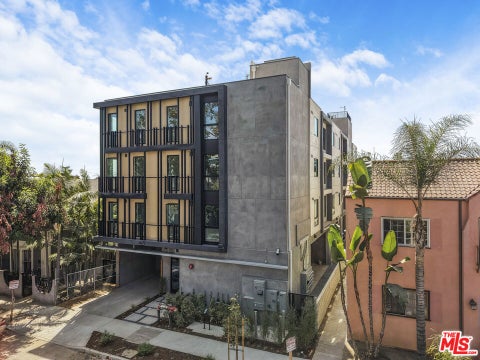 Photo of 1825 N New Hampshire Avenue #203, Los Angeles, CA 90027 (MLS # 26925193)
