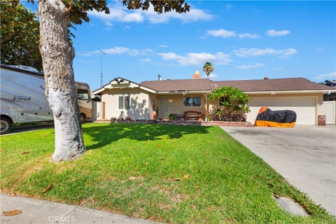 Photo of 8829 California AVE, Riverside, CA 92503 (MLS # CV26209238)