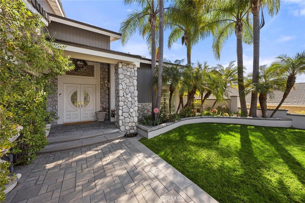 Photo of 5184 Vista Montana, Yorba Linda, CA 92886 (MLS # PW26047383)