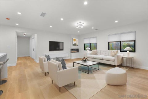 Photo of 1339 Higgins ST, Oceanside, CA 92058 (MLS # 260014245SD)