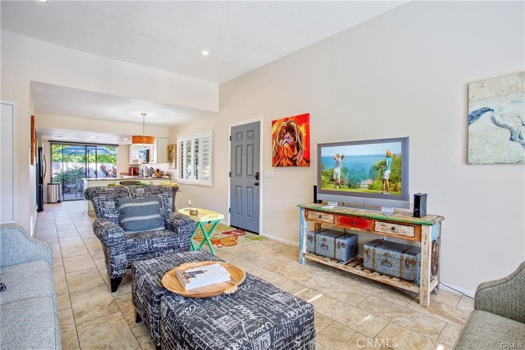 Photo of 5784 Los Coyotes Dr, Palm Springs, CA 92264 (MLS # SR25278195)