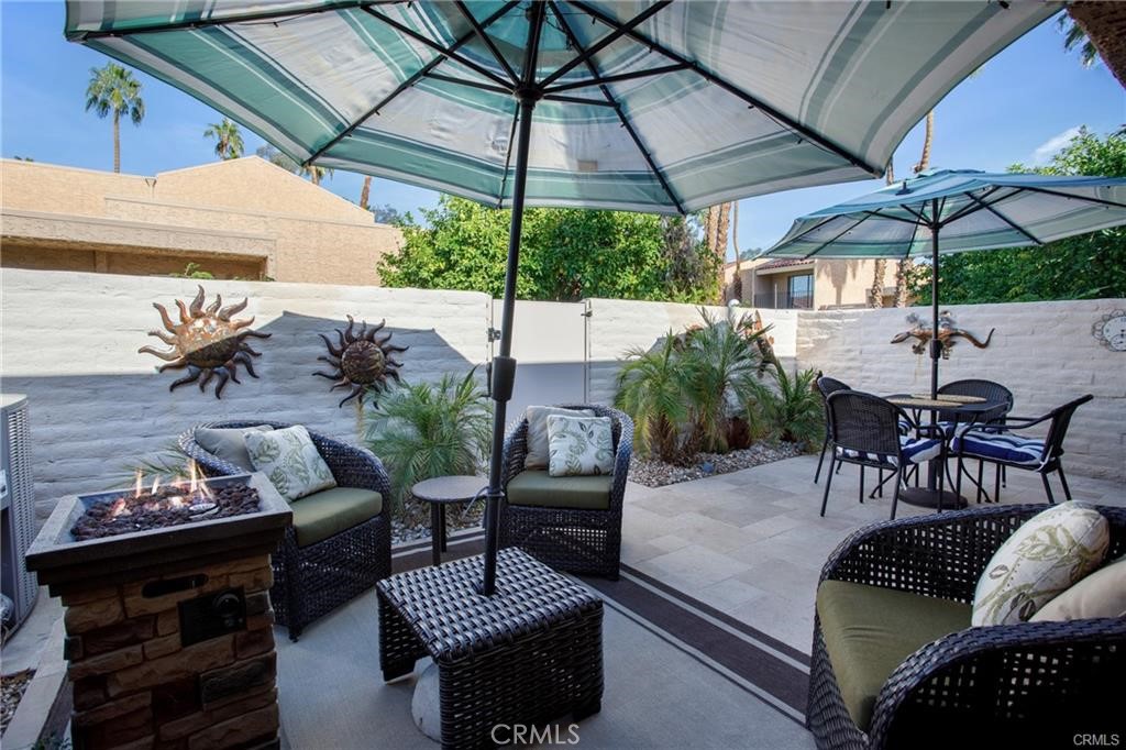 Villas de Las Flores - Residential