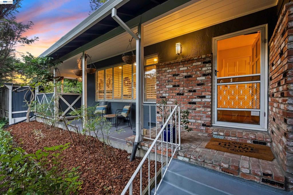45 Sleepy Hollow Ln