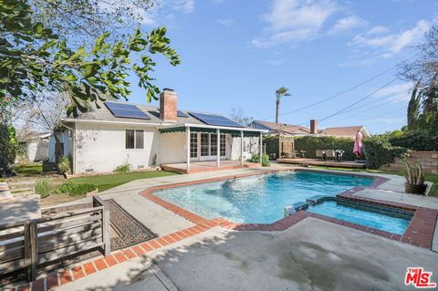 23020 Haynes Street West Hills CA 91307