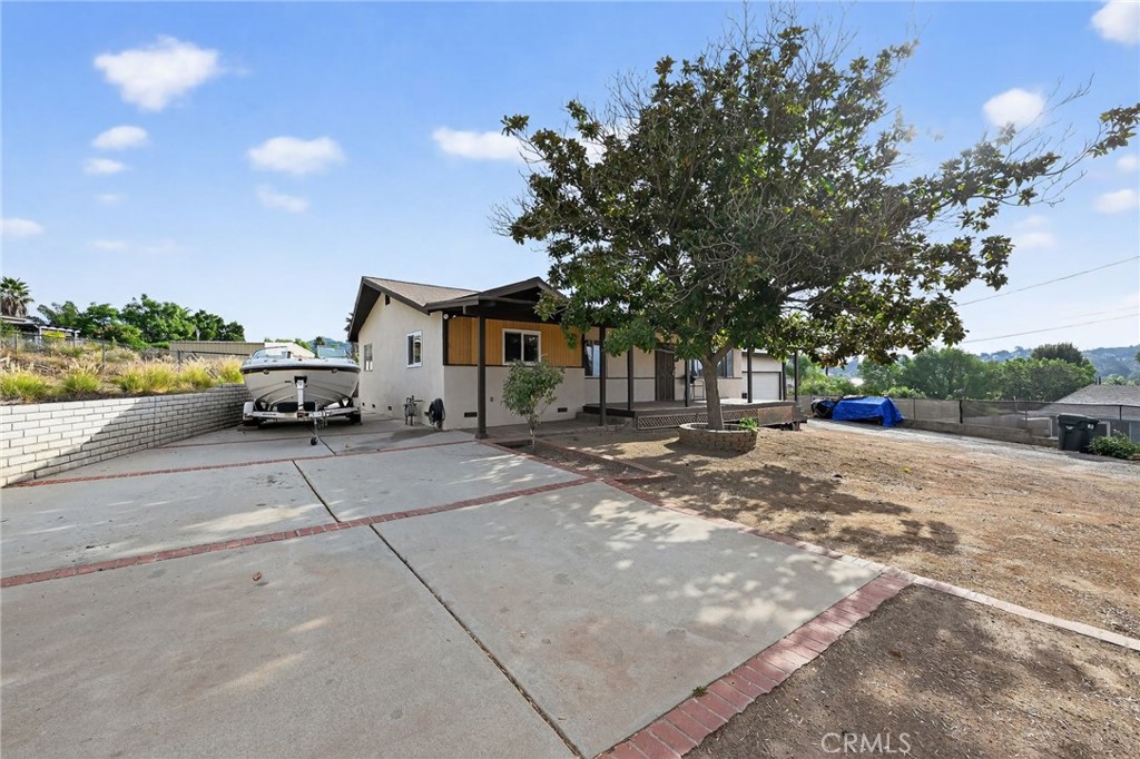 612 Momar Lane