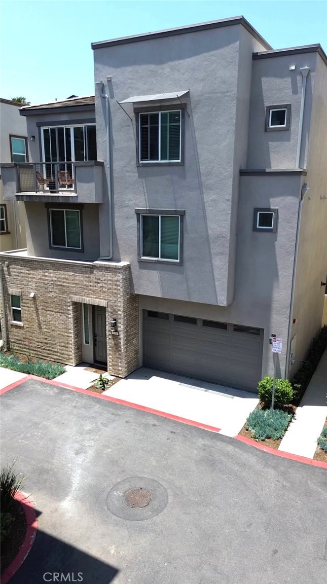 533 Daniel Freeman Circle