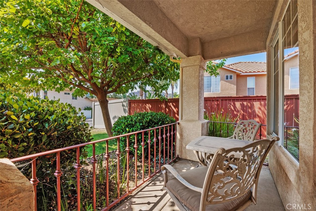 5024 Avocado Vista
