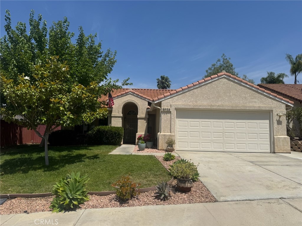 5024 Avocado Vista