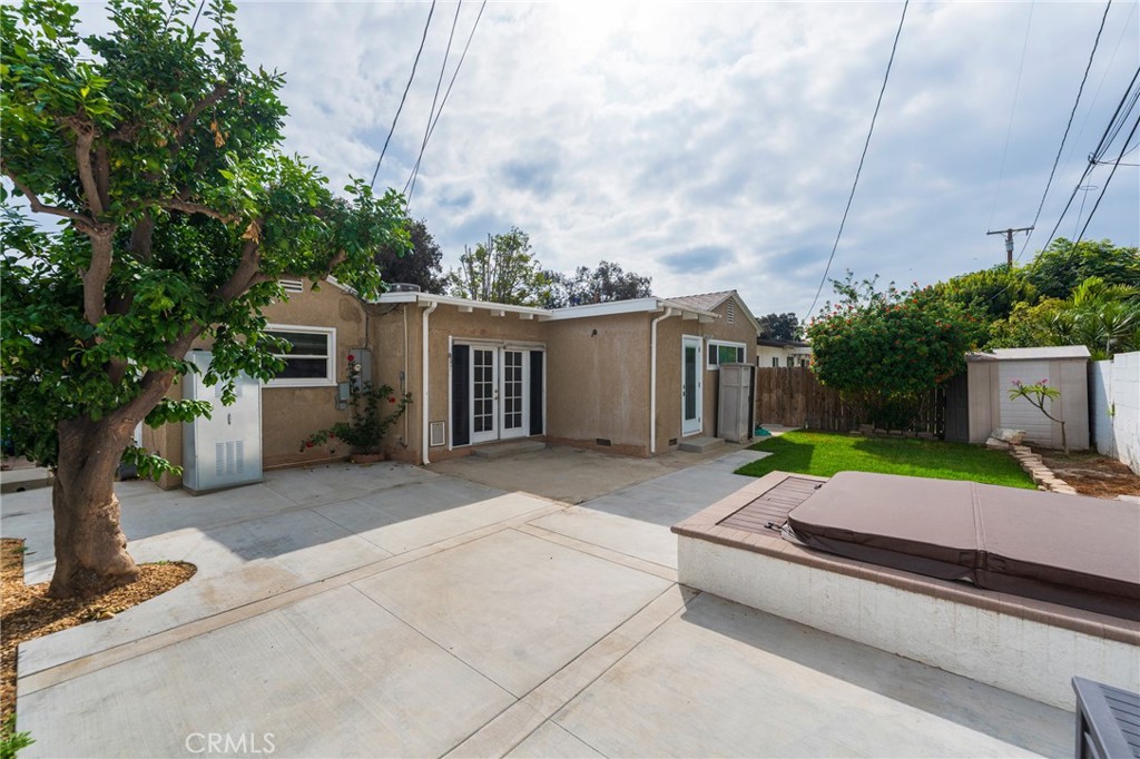 Plaza North of Spring (PZN) - Residential Lease