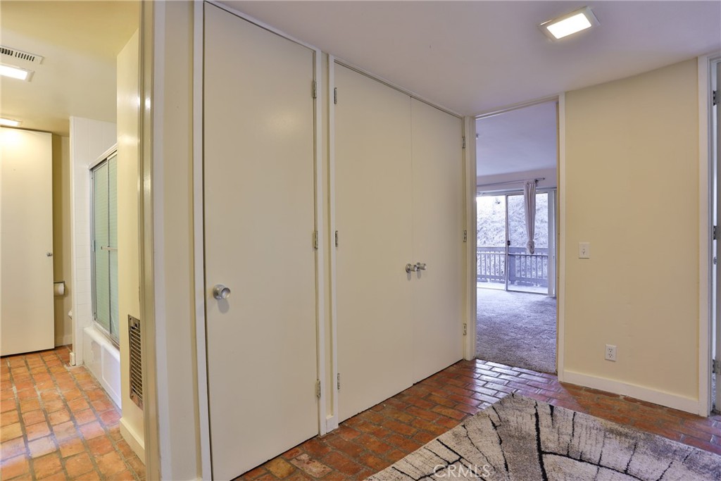 Twin Peaks (TWIN) - Residential