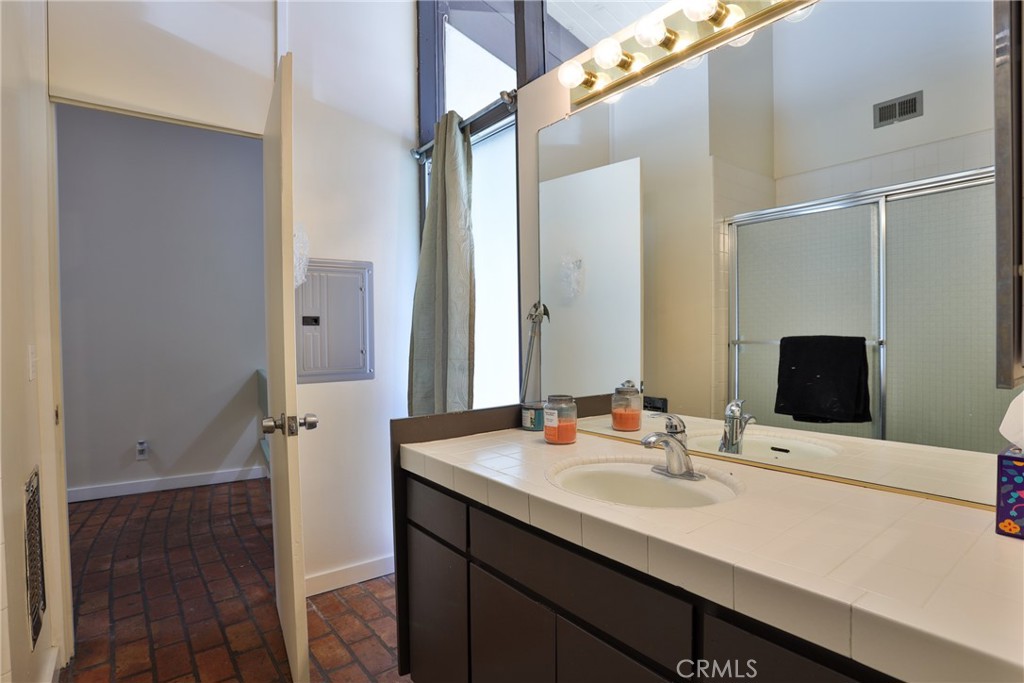 Twin Peaks (TWIN) - Residential