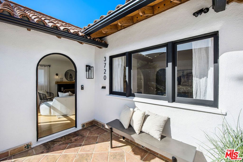 listing image 130721809536642736737