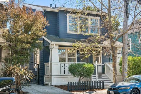 Photo of 1479 34 Th St, Oakland, CA 94608 (MLS # 41127555)