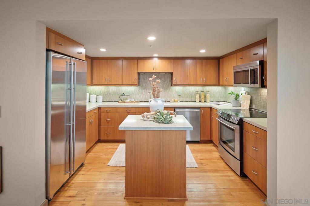 Pacific Beach - Residential