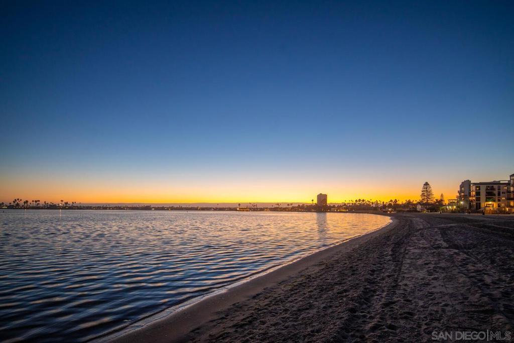 Pacific Beach - Residential
