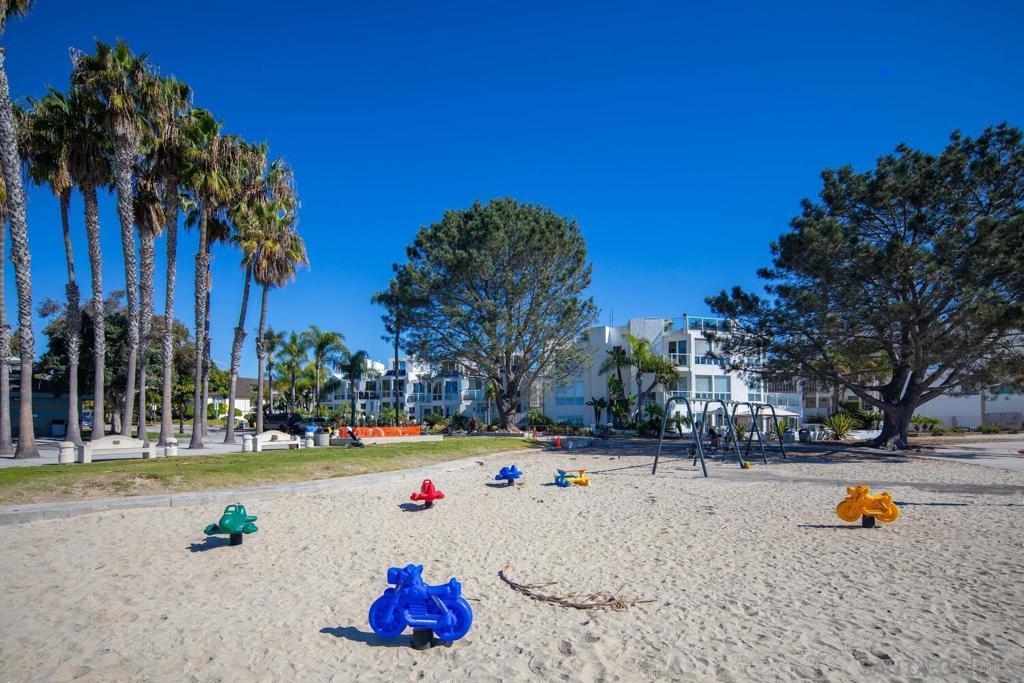 Pacific Beach - Residential