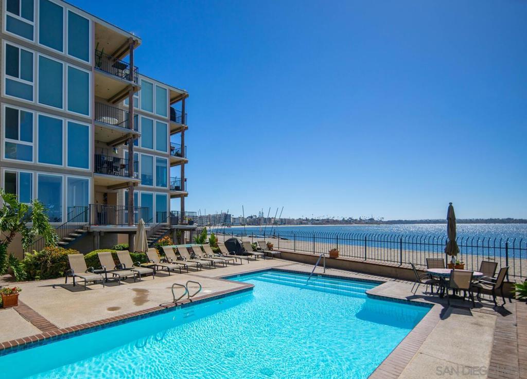 Pacific Beach - Residential