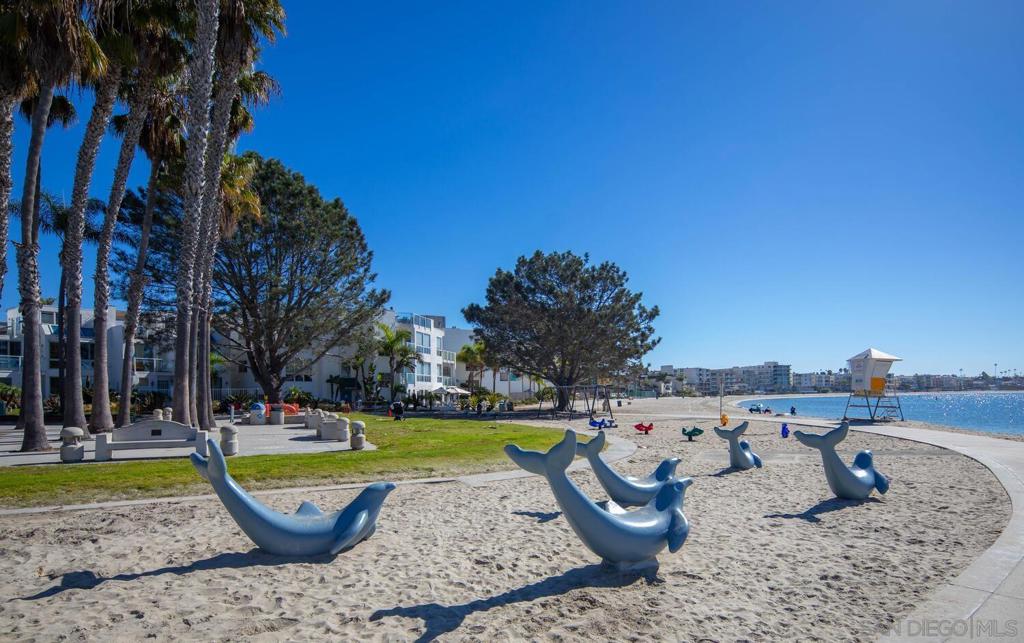 Pacific Beach - Residential