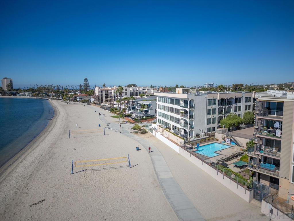 Pacific Beach - Residential