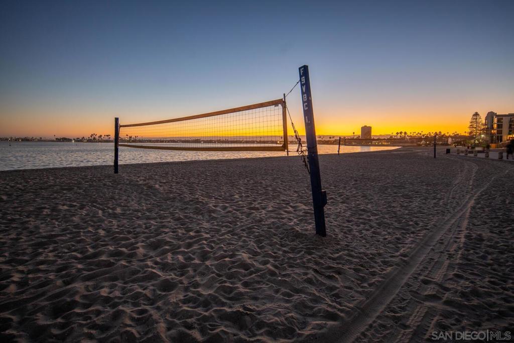 Pacific Beach - Residential