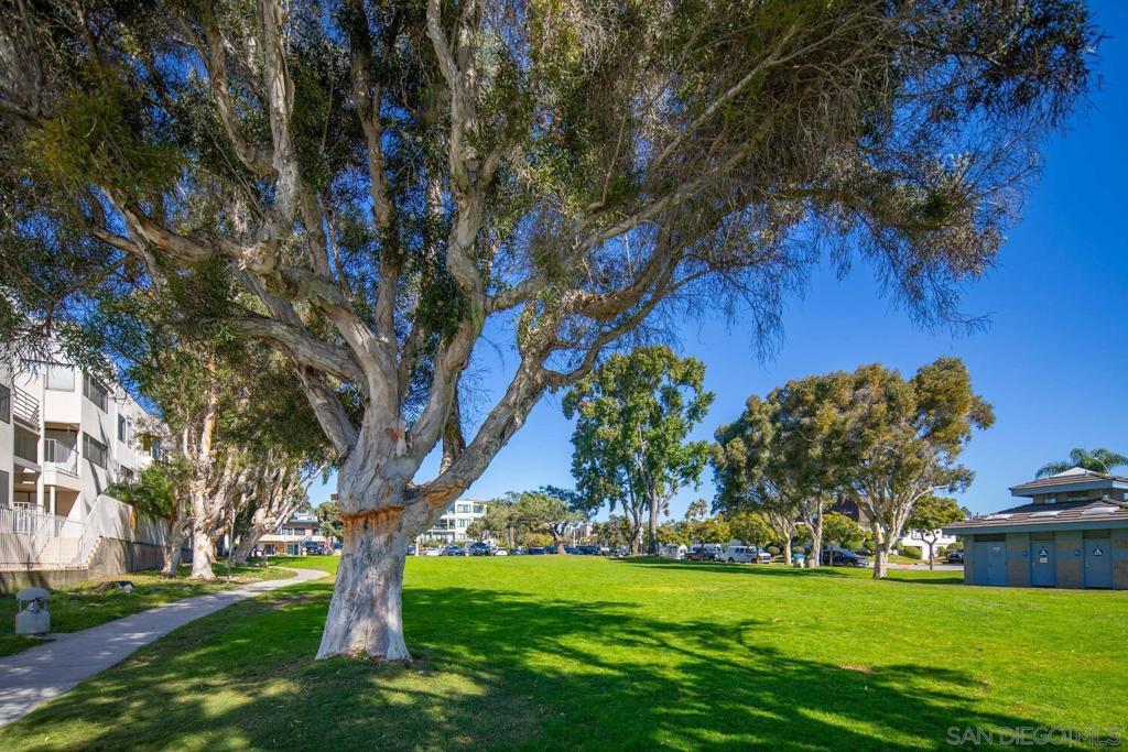 Pacific Beach - Residential
